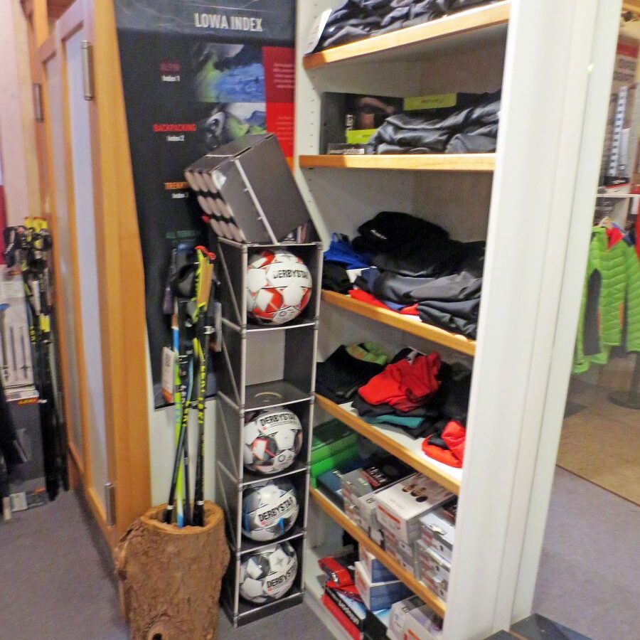 Ausruestung Felsen Sport Shop 2